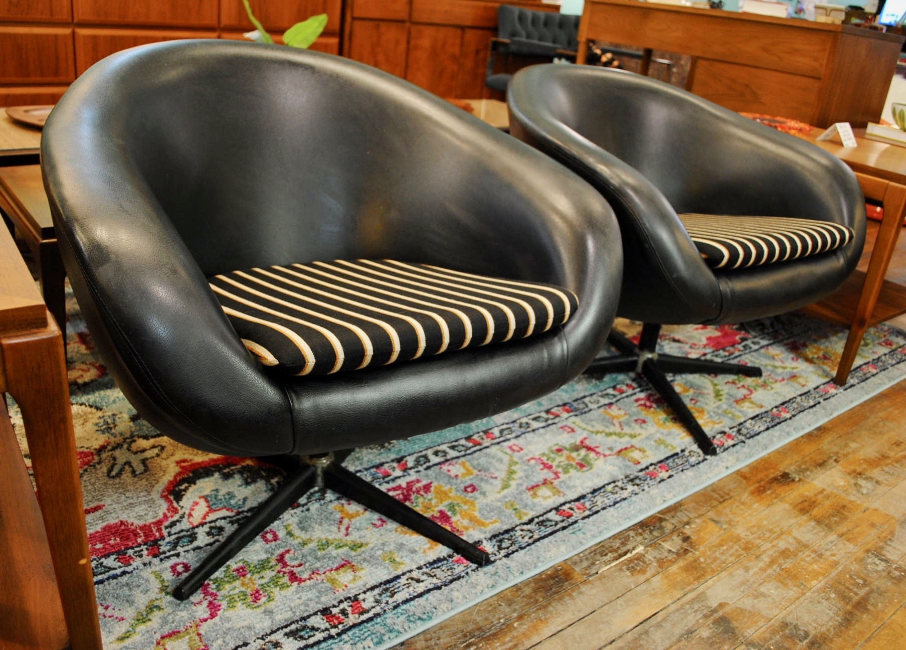 Pair Of Overman Pod Swivel Lounge Chairs Circa