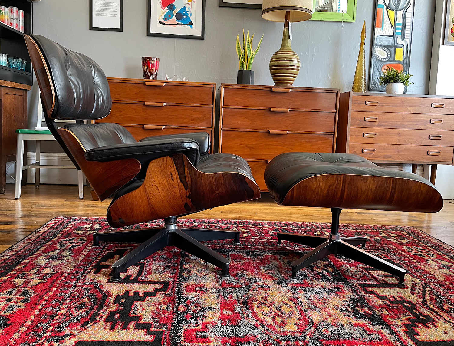 Editie Accor Doe mijn best Vintage Eames Lounge Chair for Herman Miller in Rosewood & Black Leather |  Circa