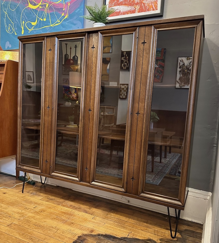 Mid Century Broyhill Saga Bookcase Cabinet Circa