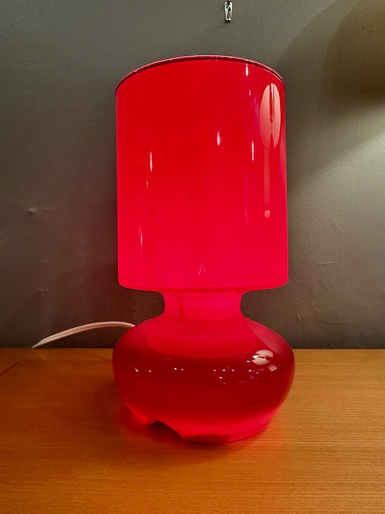 Tragisch Geval op gang brengen Vintage IKEA Lamps (1 Pink, 1 Red) | Circa