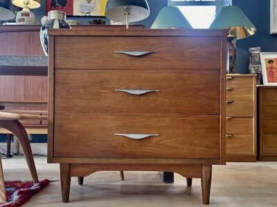Mid Century 3 Drawer Chest / Dresser