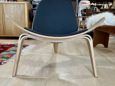 Hans Wegner style Bent Plywood Clamshell Chair