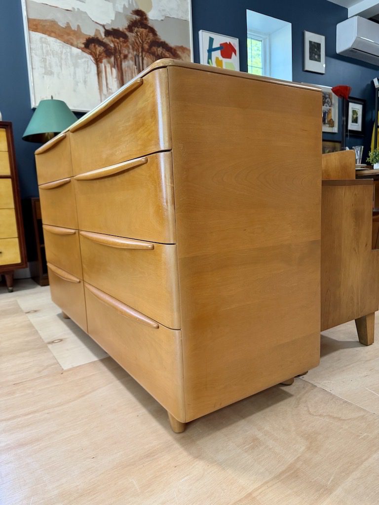 Heywood Wakefield 'Encore' Double Dresser Model M524 - Image 4
