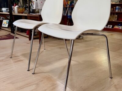 Pair of Cartel 'Maui' Chairs by Vico Magistretti