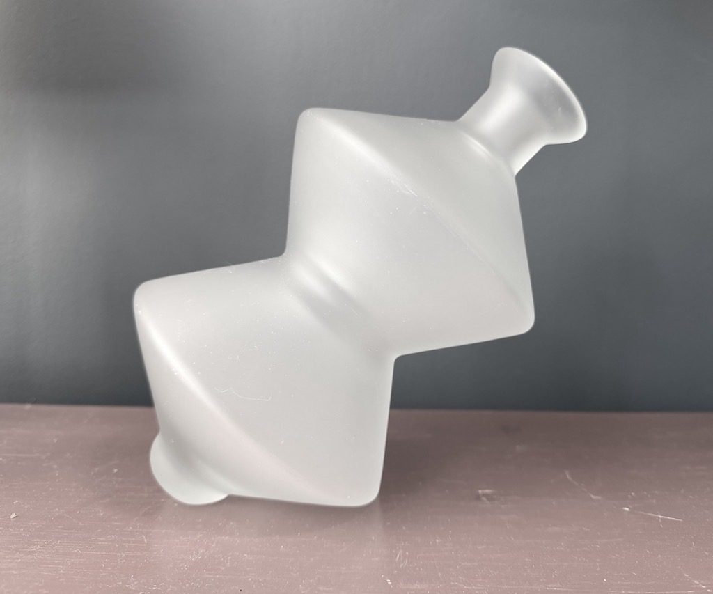 "Sputnik" wine decanter, designed by Vincent Poujardieu